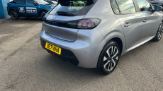 Peugeot 208 1.2 PureTech 100 Active Premium 5dr Petrol Hatchback